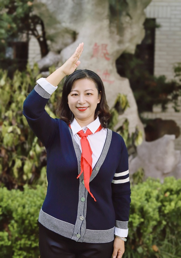 陳麗娟.jpg