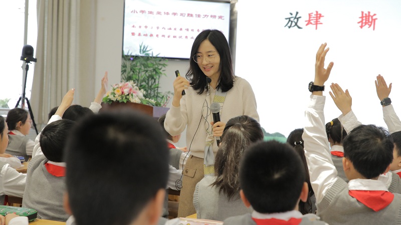 2.楊艷清.JPG
