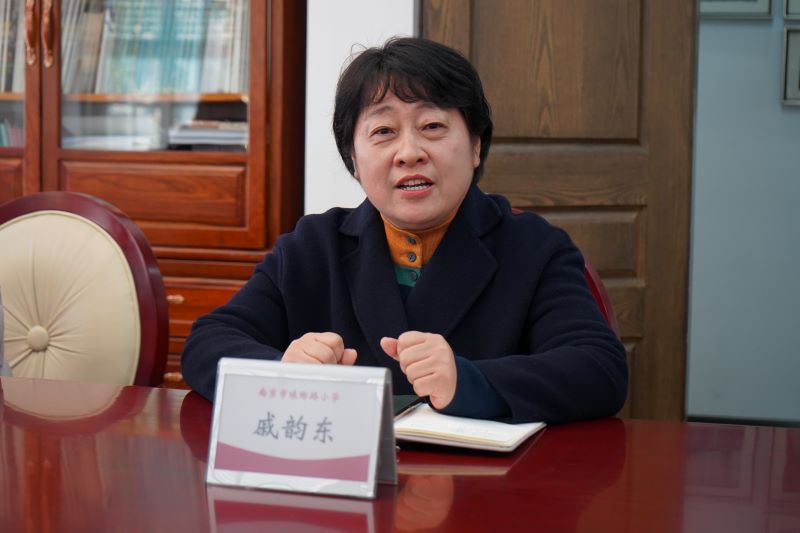 6.總校長(zhǎng)戚韻東發(fā)言照片.JPG